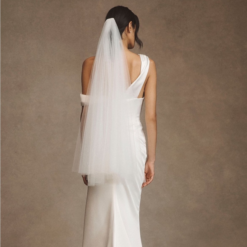 Twigs & Honey Dew Drop Water Droplet Veil